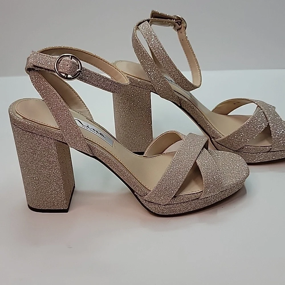 NINA NWOT GLITTER BLOCK HEEL PLATFORM SANDALS SZ 6 SPARKLE